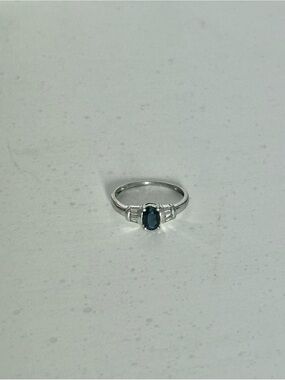 Sapphire and Diamond Platinum Ring